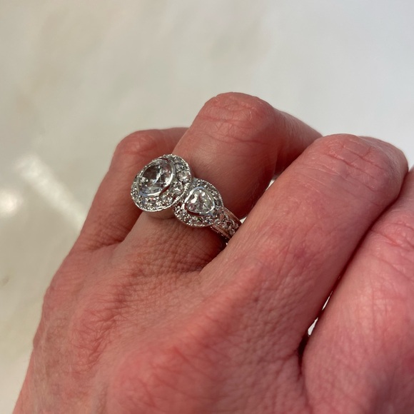 Three stone ring with accents. Size 6 - Picture 3 of 5